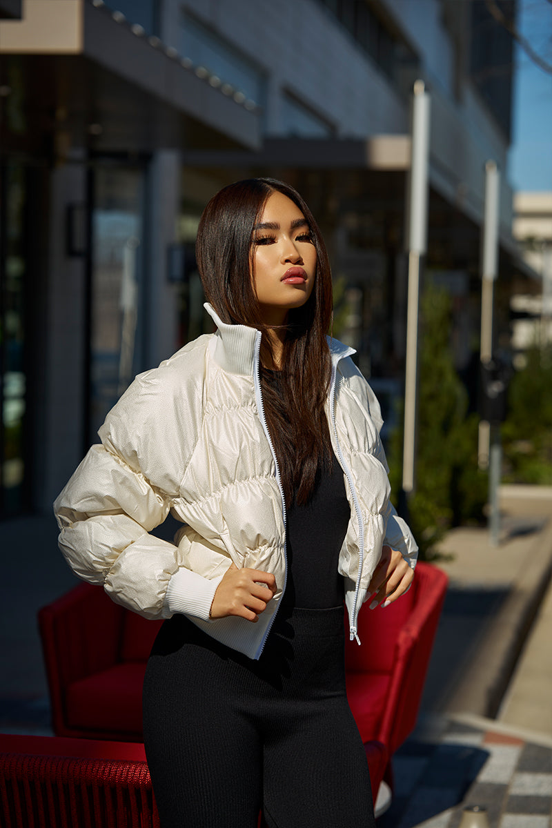 BOMBER JACKET - WHITE